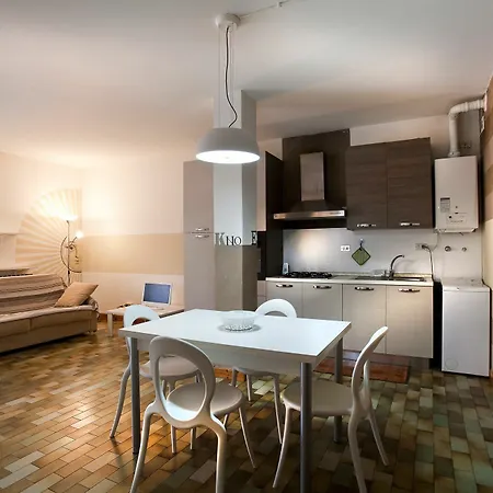 For Rent I Apartment *
